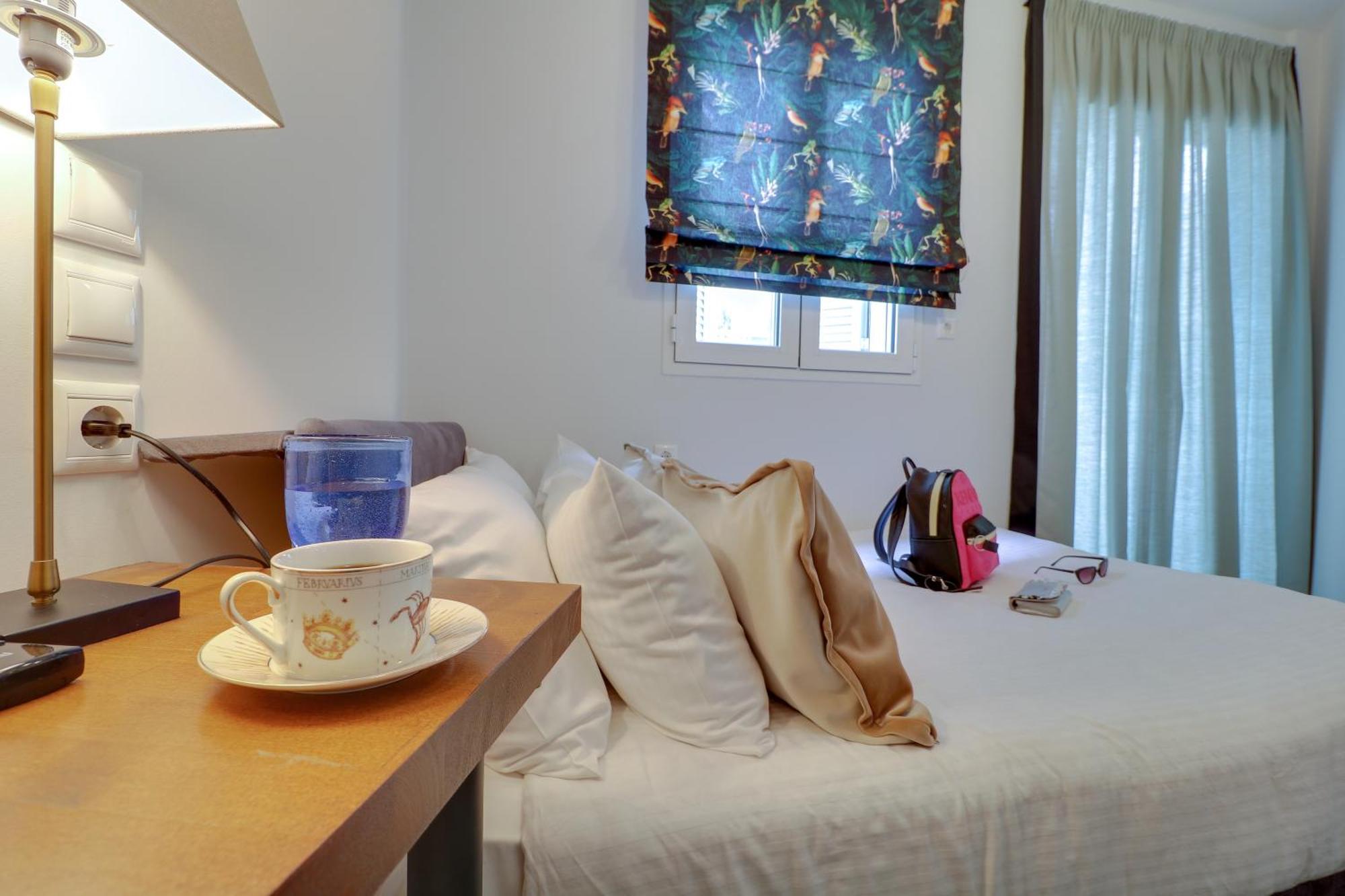Athinn Residence Афины Номер фото
